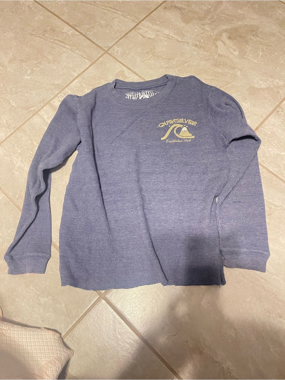 Quiksilver Long-Sleeve Thermal Tee in Light Blue with Yellow Logo